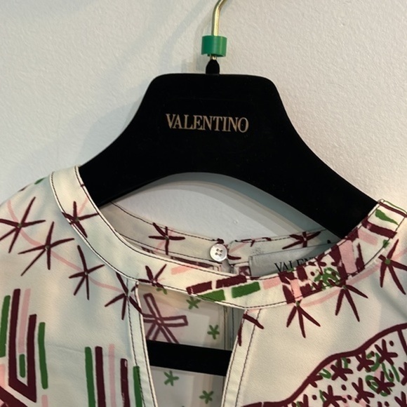 NWT Valentino Short Sleeve Safari Keyhole cutout Top Size 6 - Picture 3 of 12